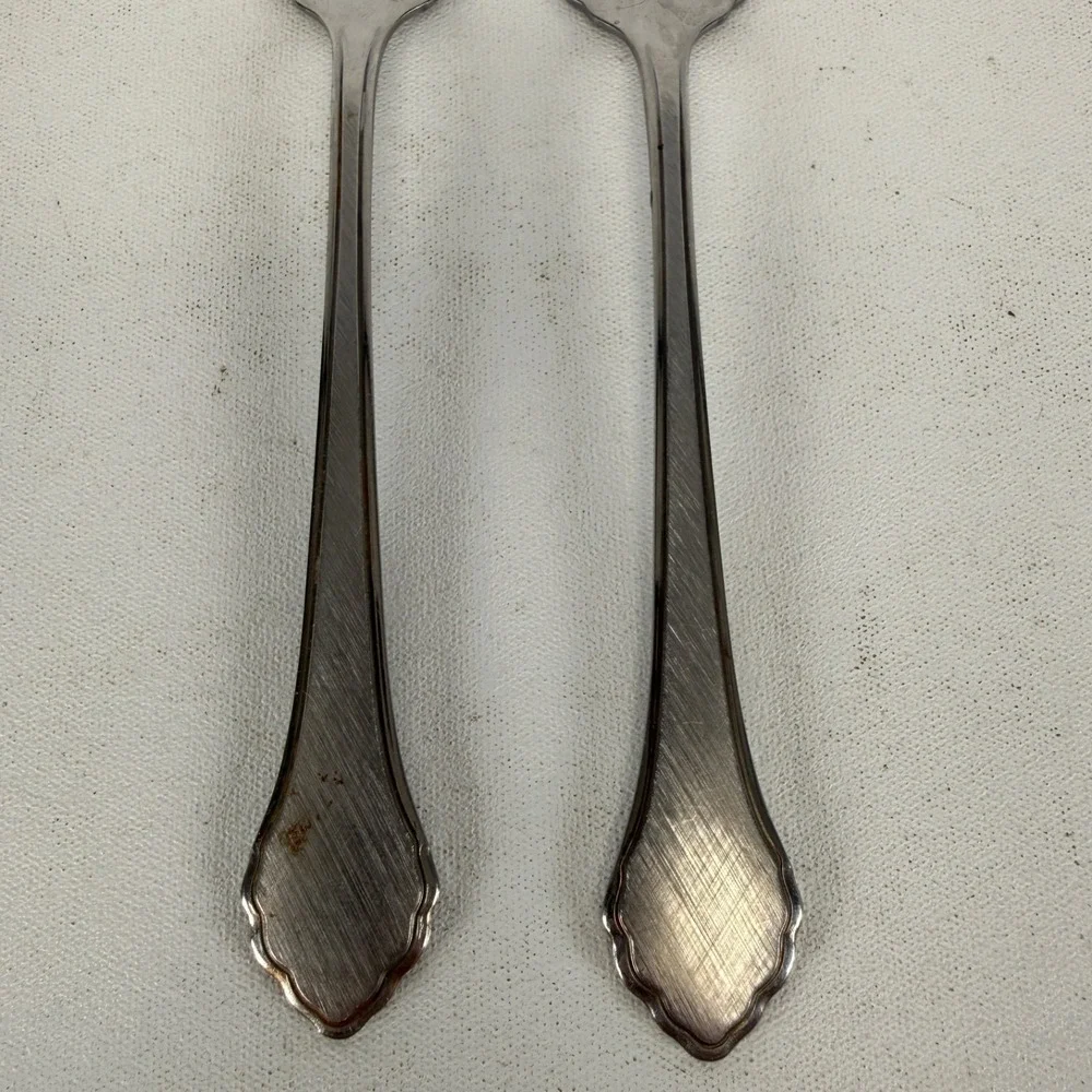 Oneida SUMMER MIST WmA Rogers AUTUMN GLOW Deluxe Stainless Fork LOT OF 2